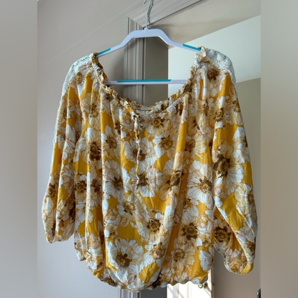 Off the shoulder yellow floral shirt. Size XL